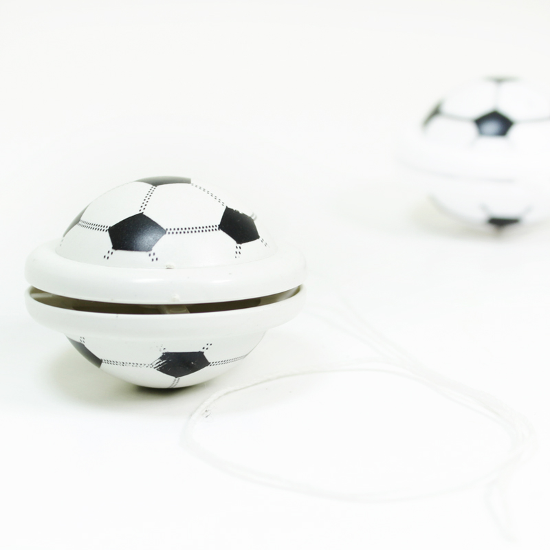 Yo-Yo Play Football 1 YO-YO Play Football